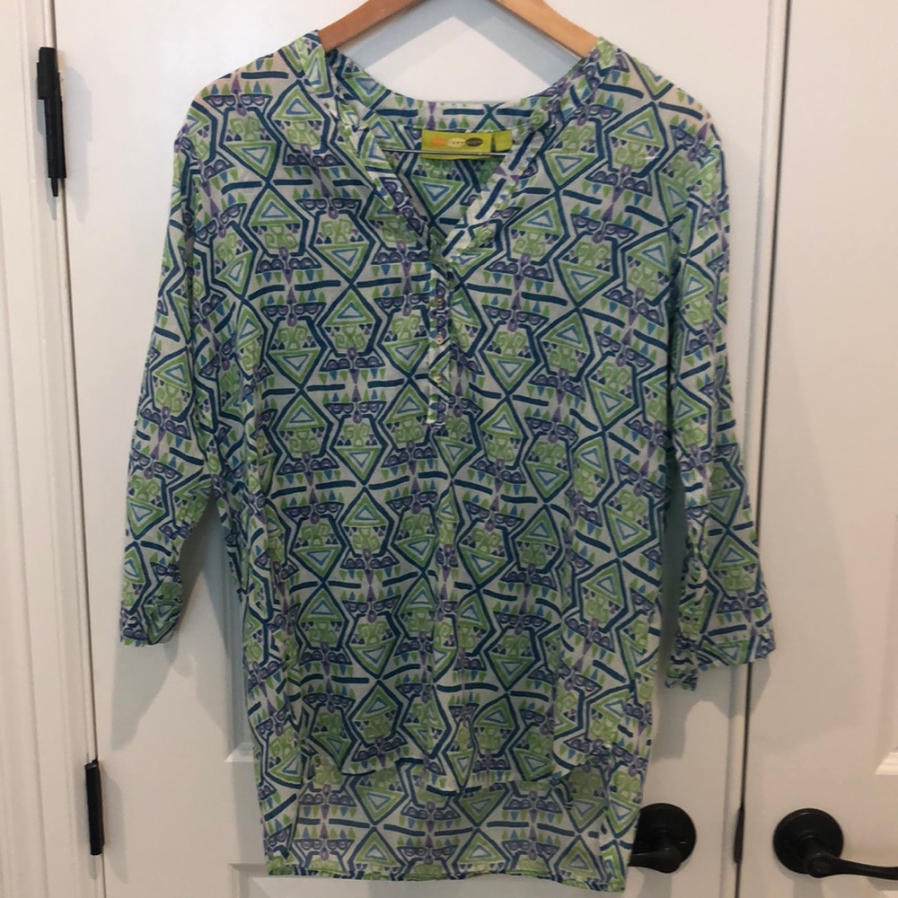 NWOT Rock Flower Paper Tunic Top Small